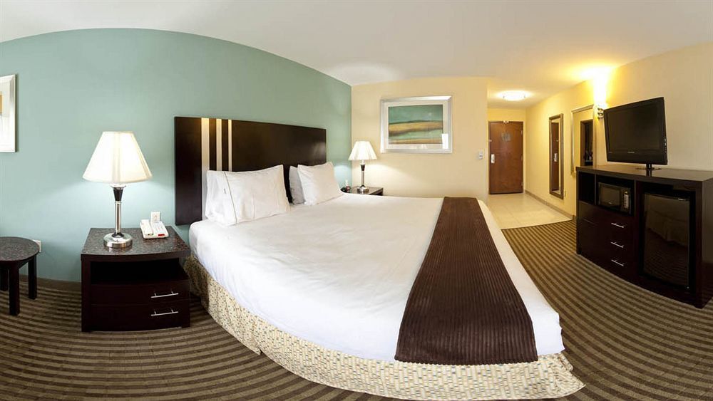 Holiday Inn Express Hotel & Suites Carthage, An Ihg Hotel Εξωτερικό φωτογραφία